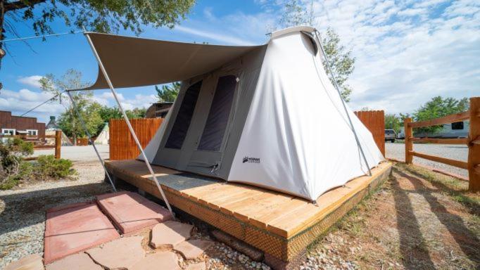 Funstays Glamping Setup Tent In Rv Park #1 Ok-T1 Moab Exteriér fotografie